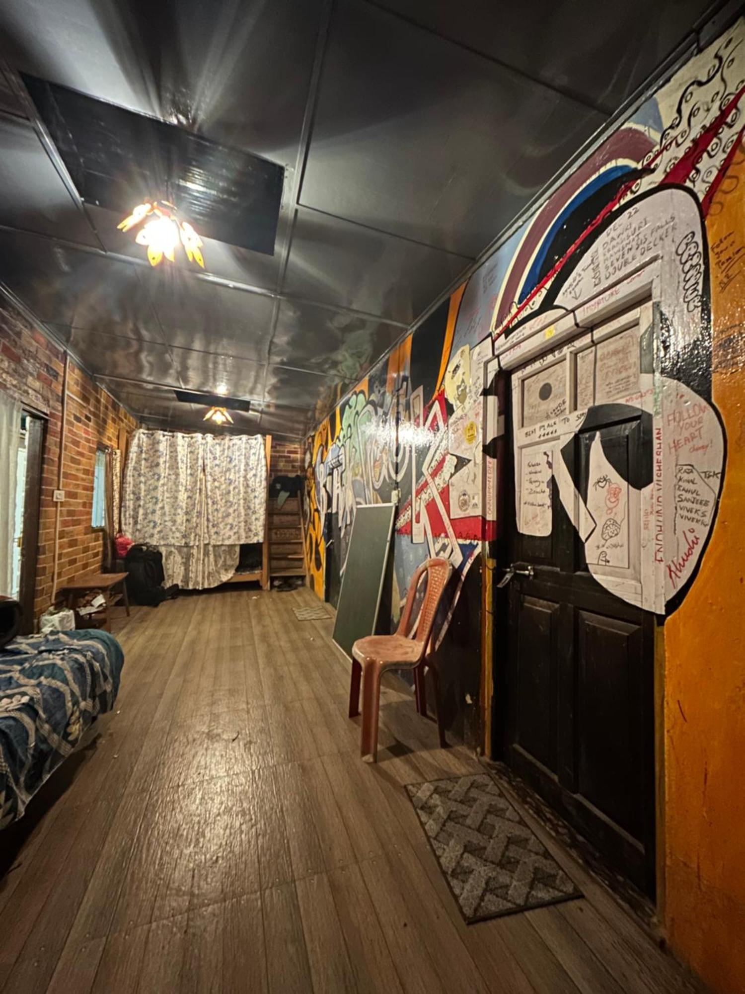 Isabella Hostel Shillong Extérieur photo